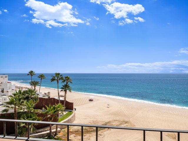 La Playa 401 3 BD 3-1/2 BA